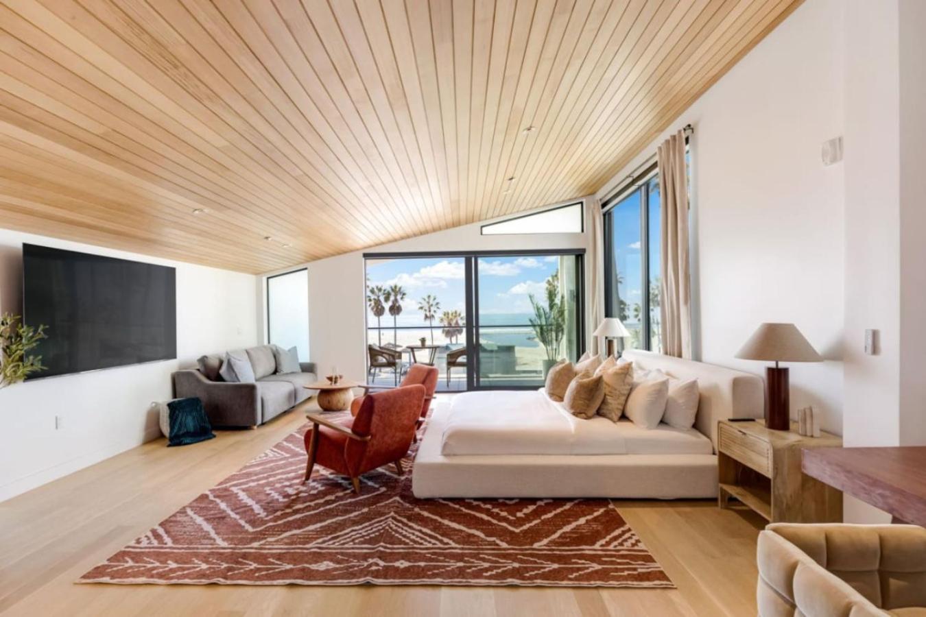 The Santa Monica Sunset - 5k Sq Ft Beachfront Luxury Vakantiehuis Los Angeles